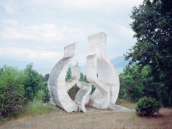 http://www.editionsinfinies.com/files/gimgs/th-78_makedonia-(2).jpg